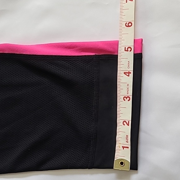 Nike Athletic Cropped Leggings Black Pink Stripe Mid Rise Stretch Medium - Picture 12 of 12